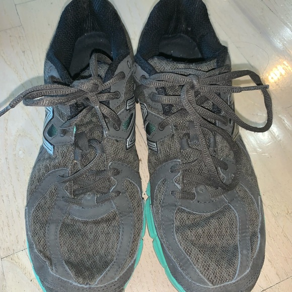 Grey and Mint New Balance Sneakers - Picture 1 of 4